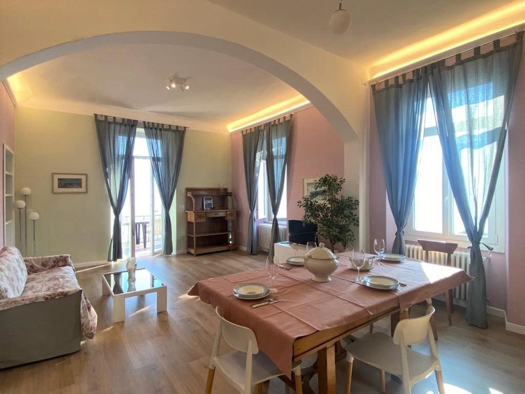 The Comfort - Big Apartment In Villa With Garden And Terrace Argegno Bagian luar foto