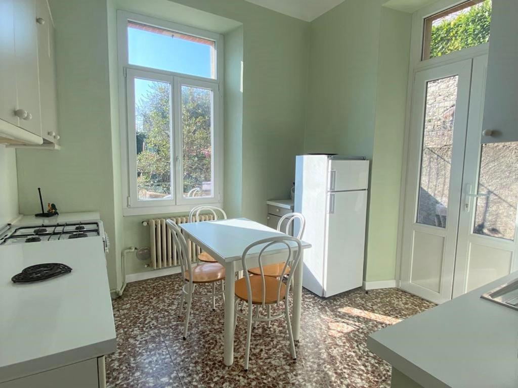 The Comfort - Big Apartment In Villa With Garden And Terrace Argegno Bagian luar foto